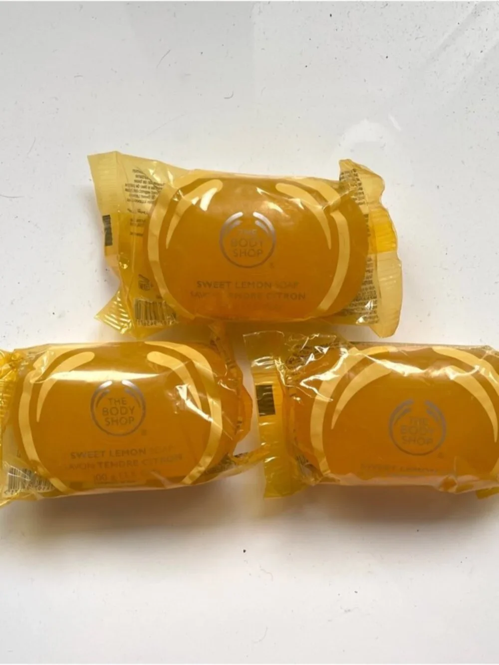 The Body Shop Sweet Lemon Glycerin Soap - 3 bars x 100g, BNIP